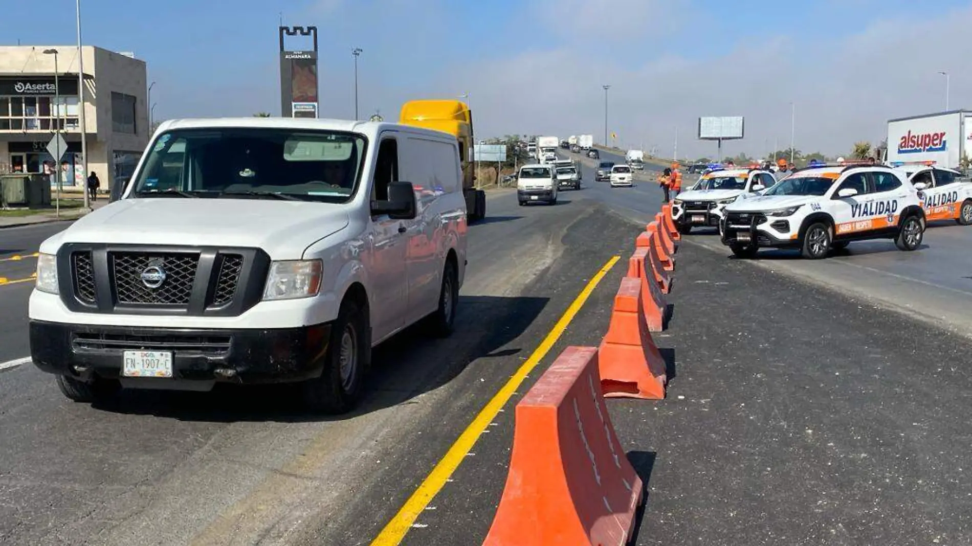 Se hicieron efectivas las primeras modificaciones en la dinámica del tránsito vehicular en el entorno del lugar donde se construirá el Giro Independencia, en el periférico 